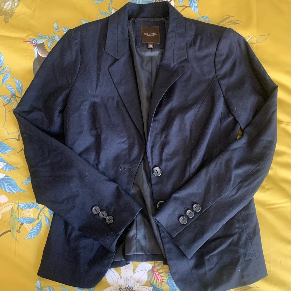 The limited navy blazer size 6